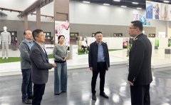 濱州海關黨委書記、關長李光一行來公司調研